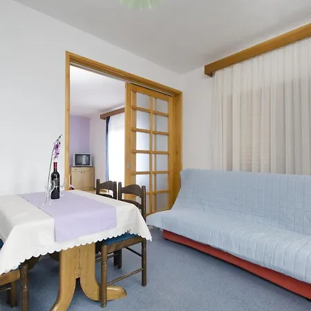 Family-friendly With Swimming Pool Baska Voda, Makarska - 12442 Apartman Baška Voda