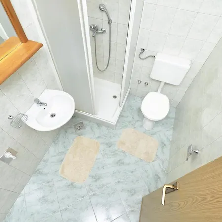Apartment Family Friendly Apartments With A Swimming Pool Baska Voda, Makarska - 12442 *