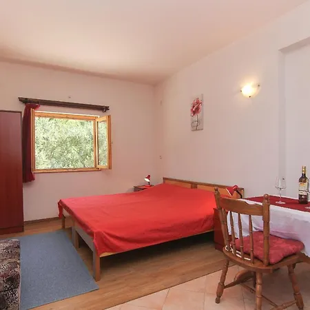 Family Friendly Apartments With A Swimming Pool Baska Voda, Makarska - 12442 Baska Voda