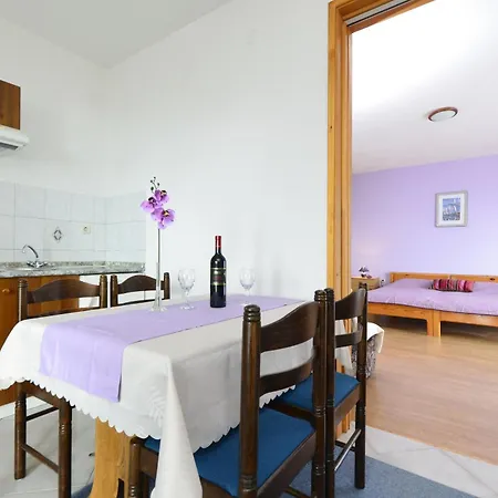 Apartment Family Friendly Apartments With A Swimming Pool Baska Voda, Makarska - 12442 *