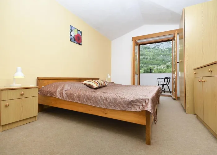 Family-friendly With Swimming Pool Baska Voda, Makarska - 12442 Apartament Baška Voda